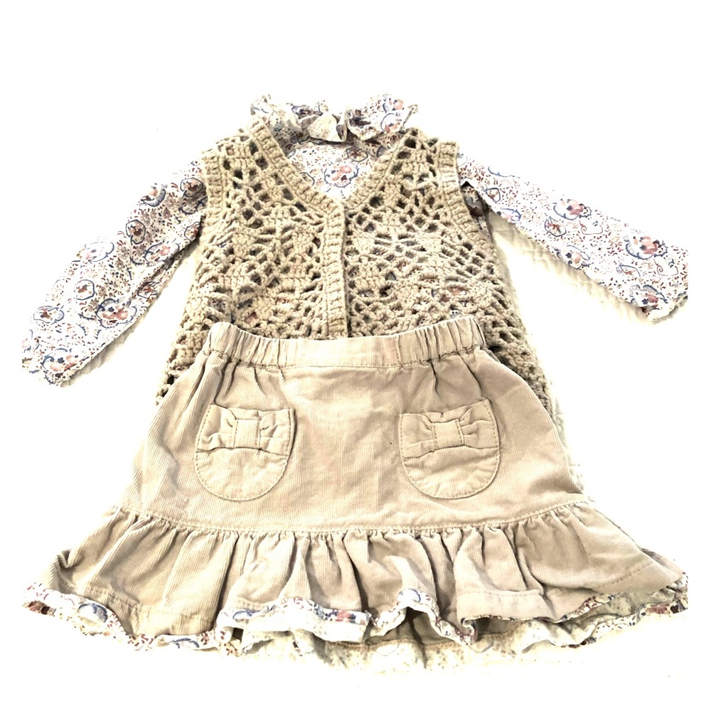 Adorable 3 piece set!